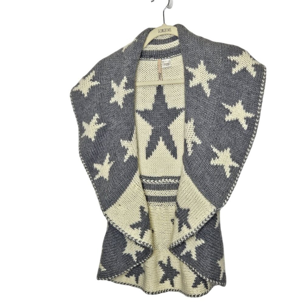 Elan Gray Cream Star Pattern Acrylic Knit Vest Big Safety Pin Clip 4th of July O